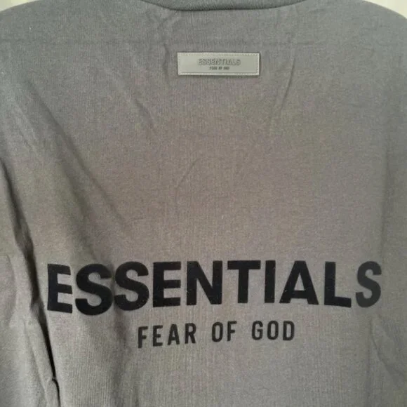 Fear Of God Essentials Short Sleeve Tee- Stretch Limo - Picture 2 of 3